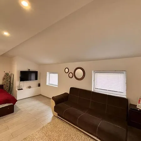 Nice House Near City Center Of Ρούσε Εξωτερικό φωτογραφία